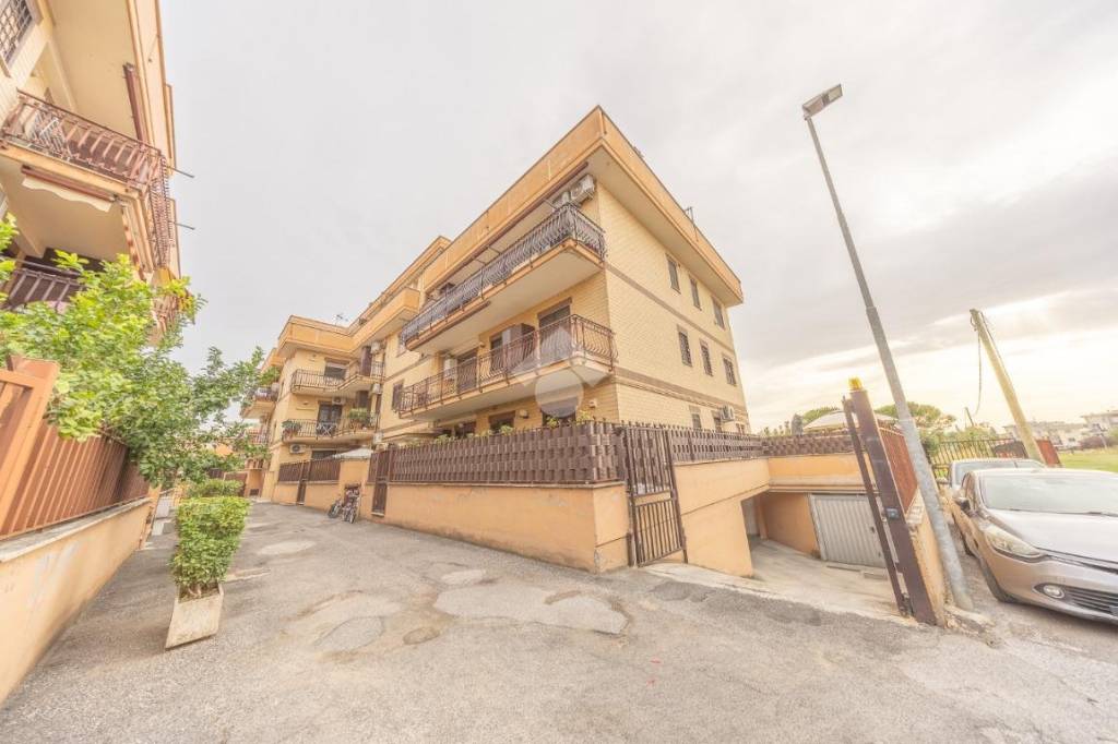 appartamento in affitto a Tivoli in zona Campolimpido