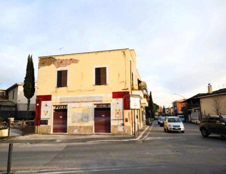 locale commerciale in affitto a Tivoli in zona Villa Adriana