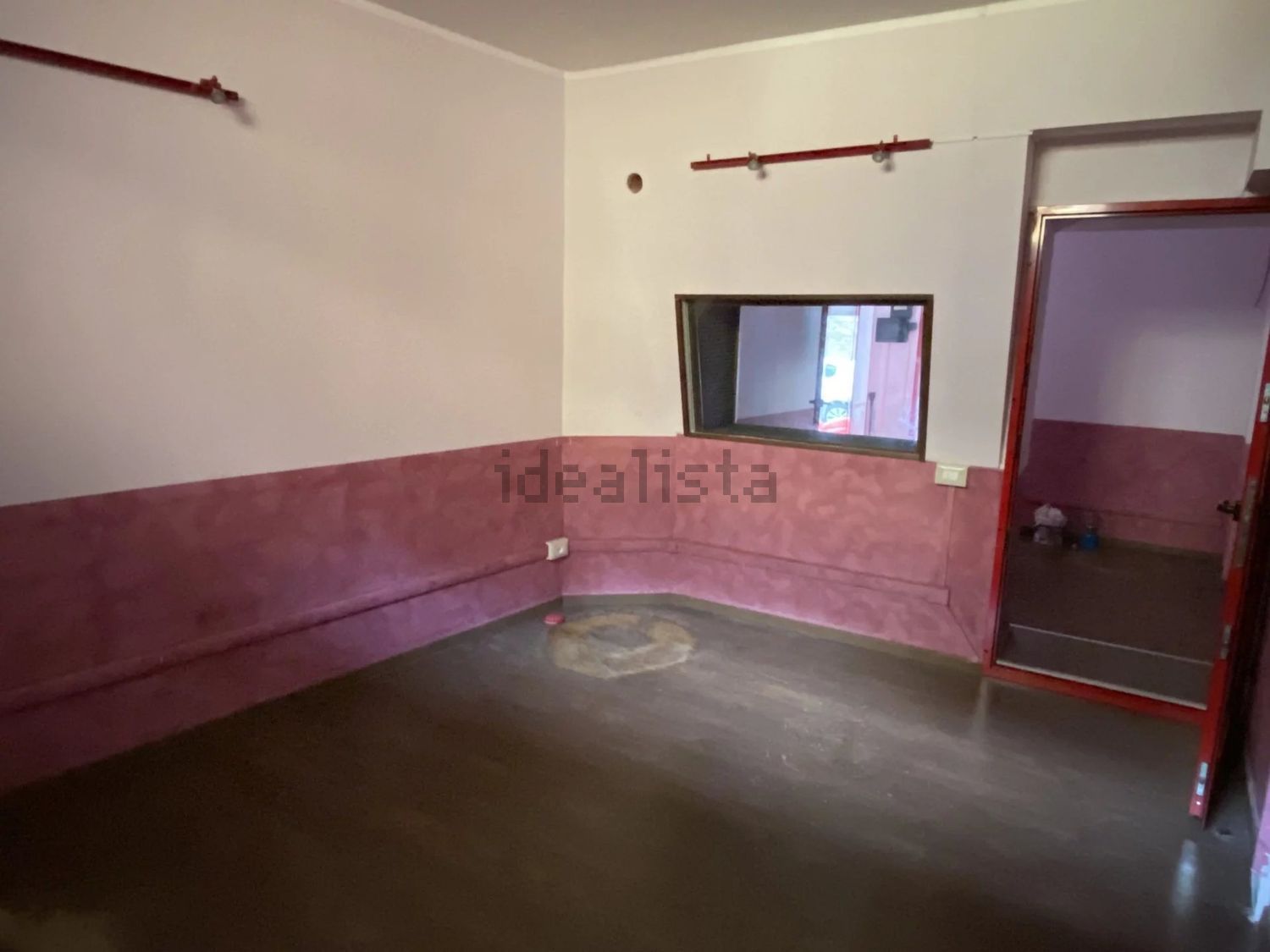 locale commerciale in affitto a Tivoli