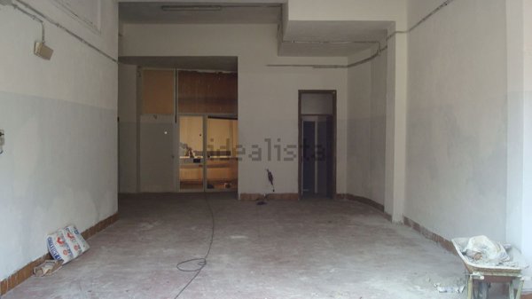 locale commerciale in affitto a Tivoli