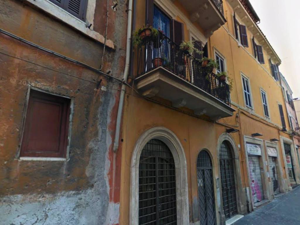 locale commerciale in affitto a Tivoli