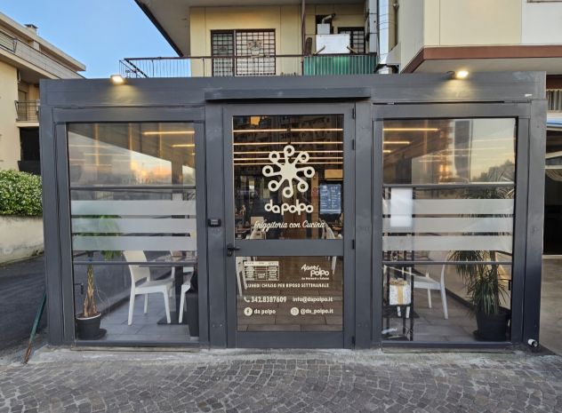 negozio in affitto a Tivoli in zona Villa Adriana