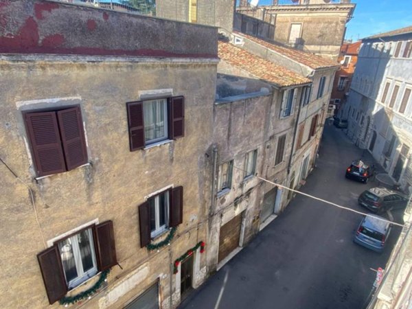 appartamento in affitto a Tivoli