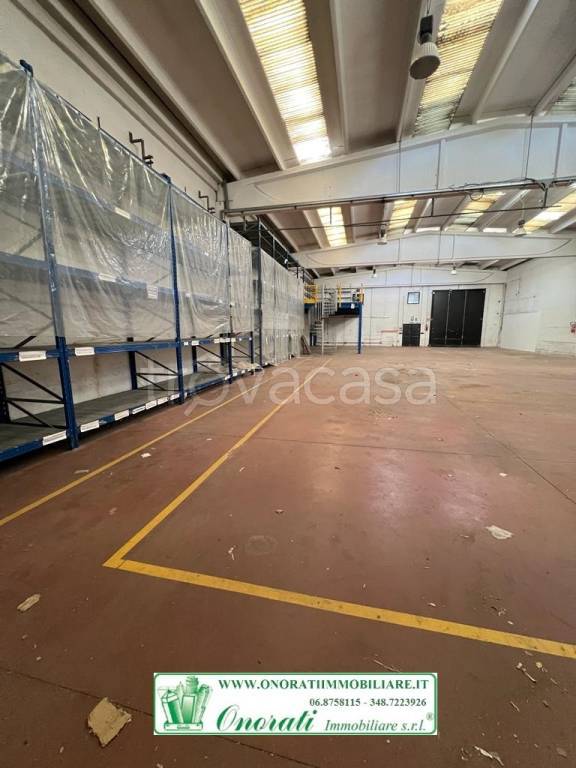 locale commerciale in affitto a Tivoli