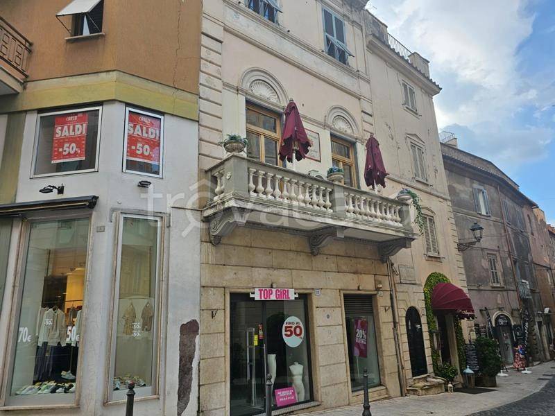 negozio in affitto a Tivoli