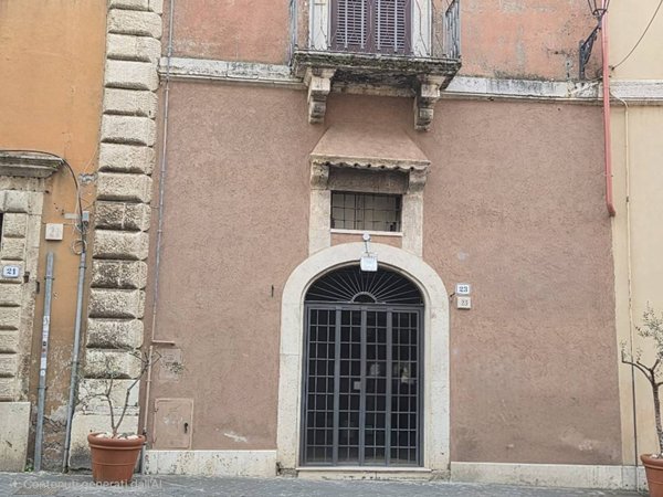 negozio in affitto a Tivoli