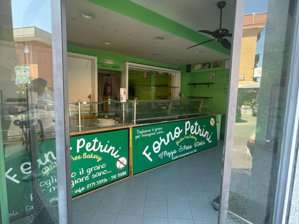 negozio in affitto a Tivoli in zona Campolimpido