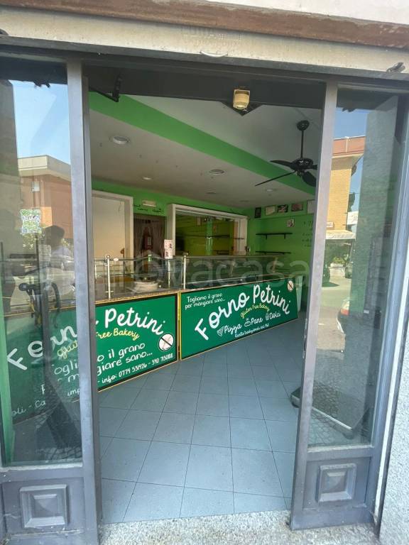 negozio in affitto a Tivoli in zona Campolimpido