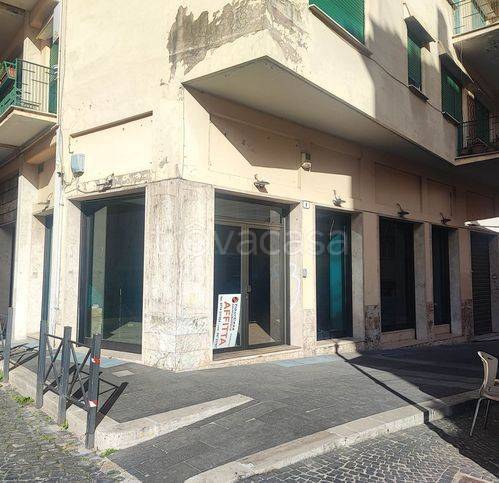 negozio in affitto a Tivoli