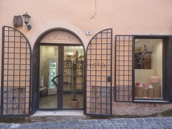 locale di sgombero in affitto a Tivoli