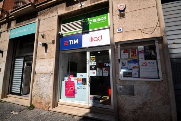 locale commerciale in affitto a Tivoli