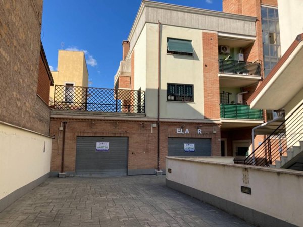 locale commerciale in affitto a Tivoli in zona Terme
