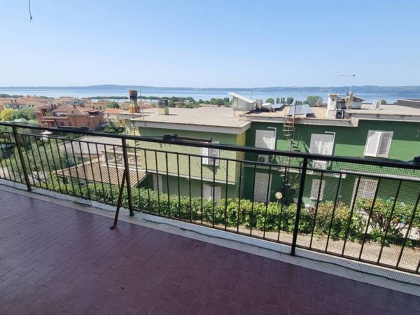 appartamento in affitto a Trevignano Romano