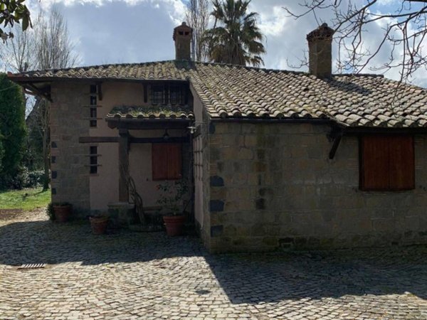 casa indipendente in affitto a Trevignano Romano