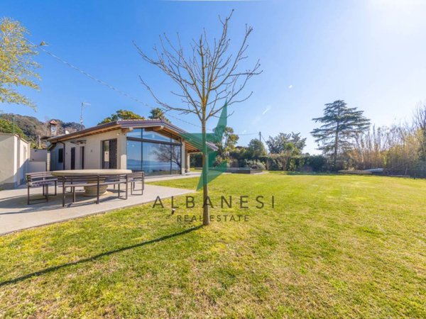 casa indipendente in affitto a Trevignano Romano