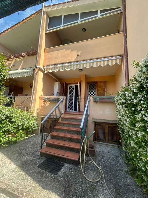 casa indipendente in affitto a Trevignano Romano