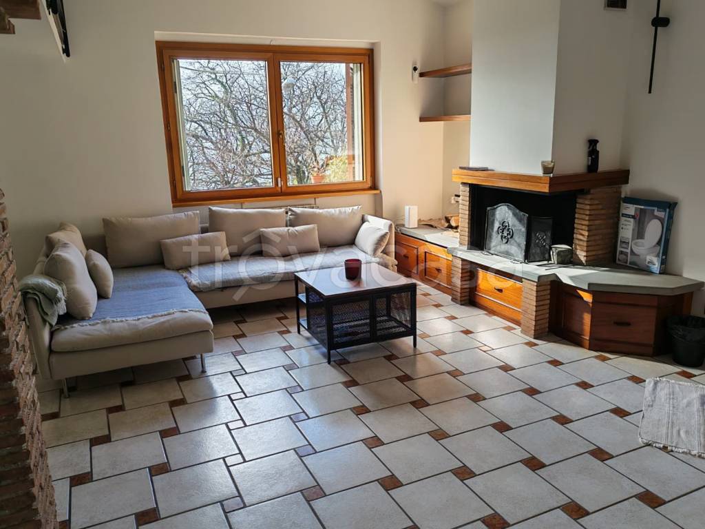 casa indipendente in affitto a Trevignano Romano