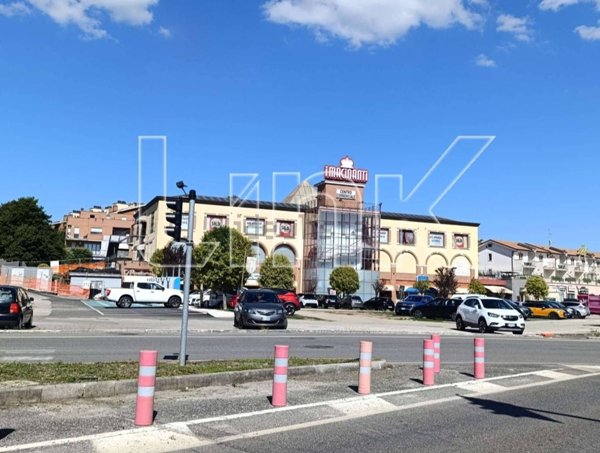 negozio in affitto a Valmontone