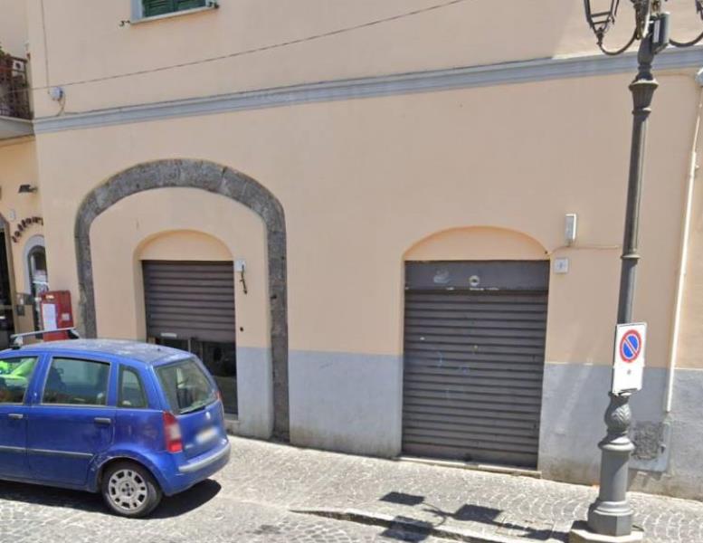 locale commerciale in affitto a Velletri