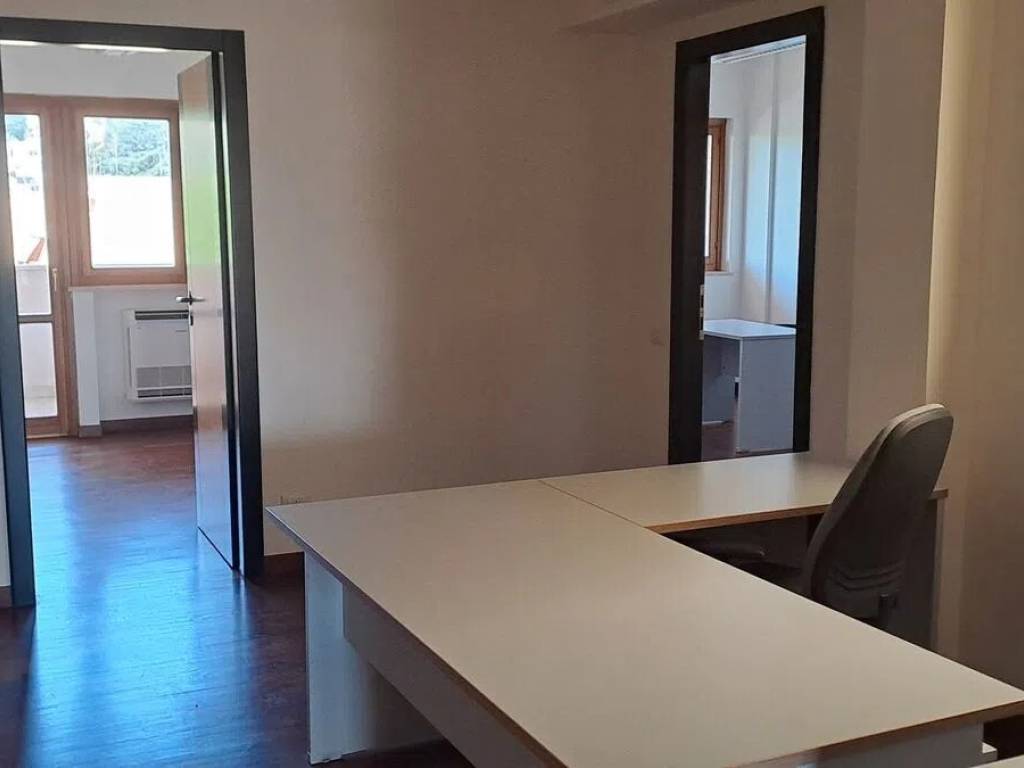 ufficio in affitto a Velletri