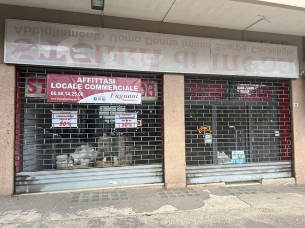 negozio in affitto a Velletri