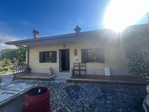 casa indipendente in affitto a Velletri