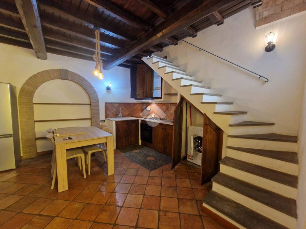 appartamento in affitto a Velletri
