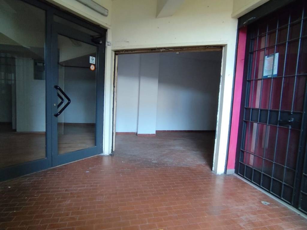 negozio in affitto a Velletri