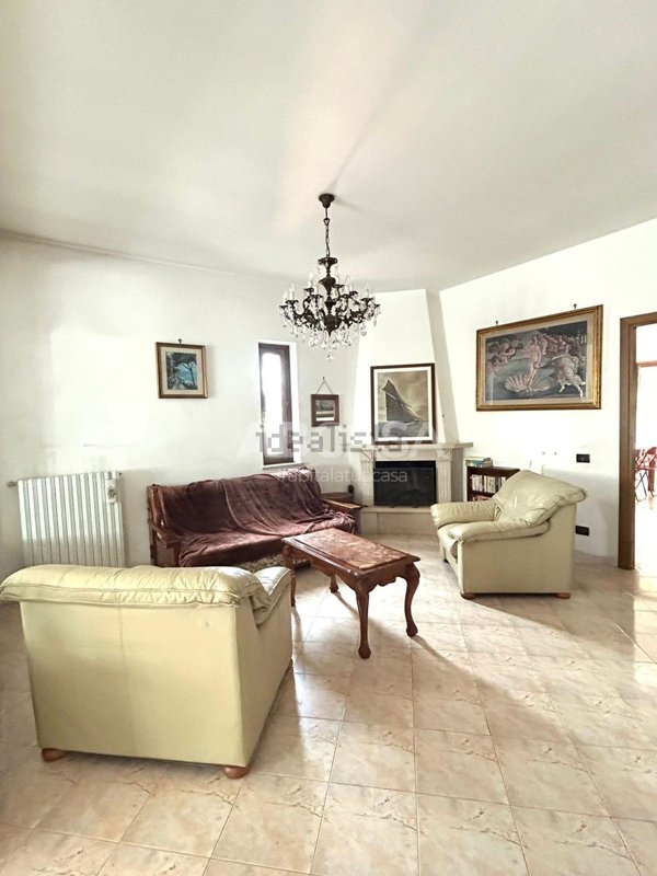 casa indipendente in affitto a Velletri