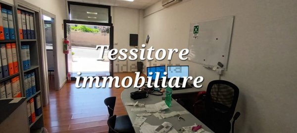 locale commerciale in affitto a Velletri