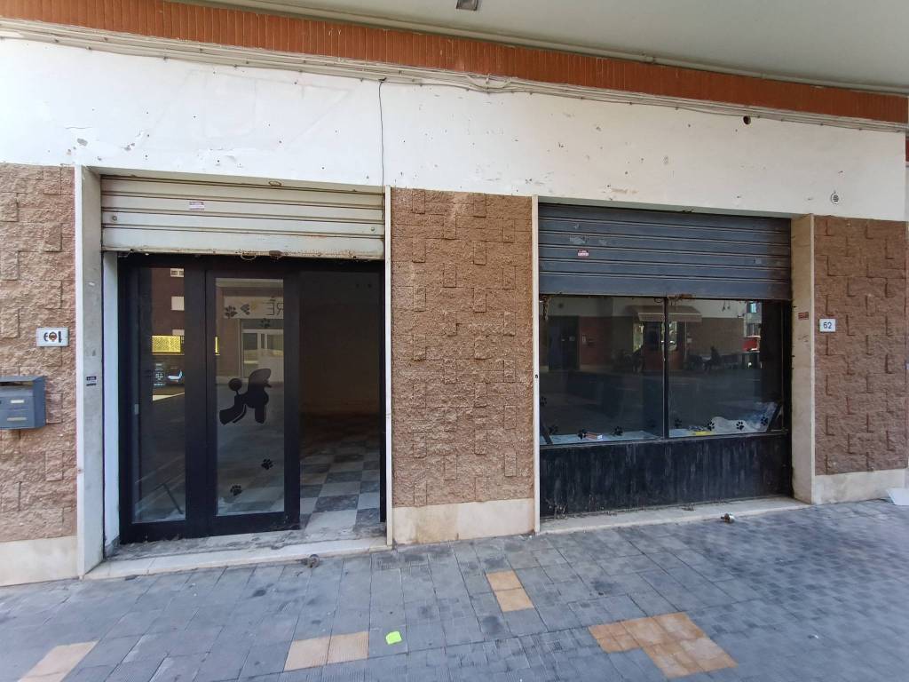 negozio in affitto a Velletri