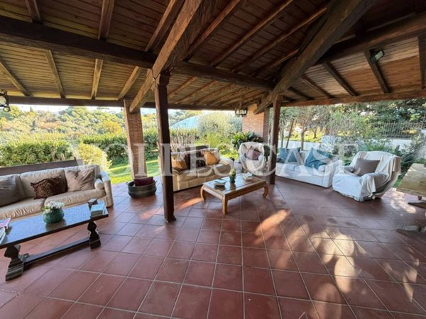 casa indipendente in affitto a Velletri