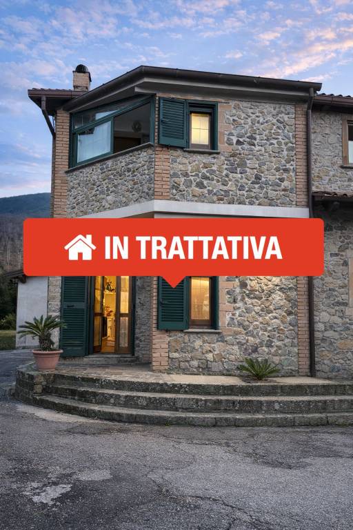 casa indipendente in affitto a Velletri