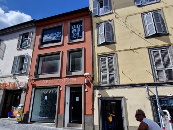 negozio in affitto a Velletri