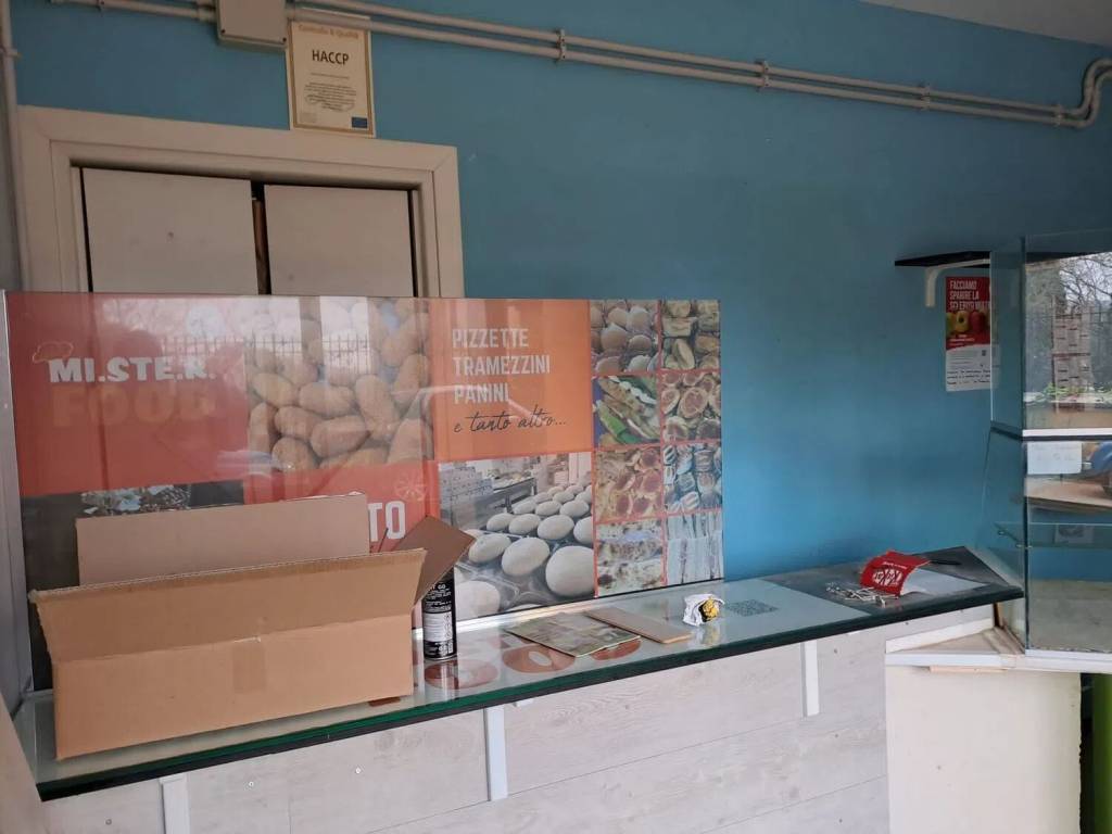 negozio in affitto a Velletri