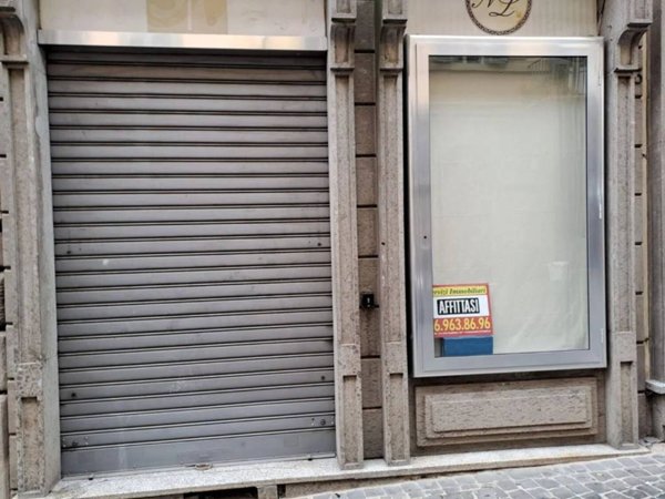 negozio in affitto a Velletri