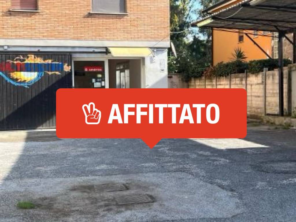 negozio in affitto a Velletri