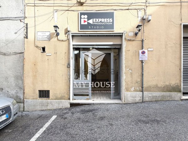 locale commerciale in affitto a Zagarolo