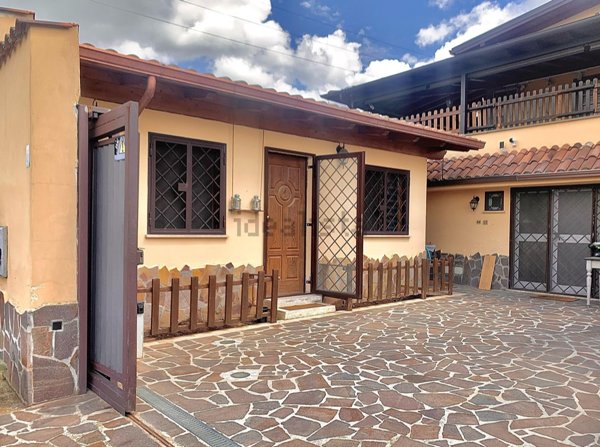 appartamento in affitto a Zagarolo in zona Valle Martella