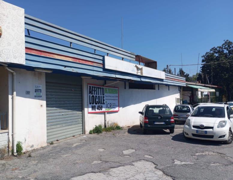 locale commerciale in affitto a Lariano