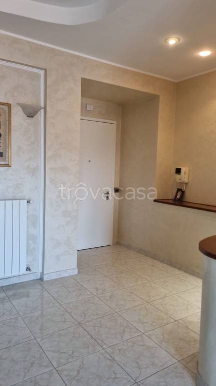 appartamento in affitto a Lariano