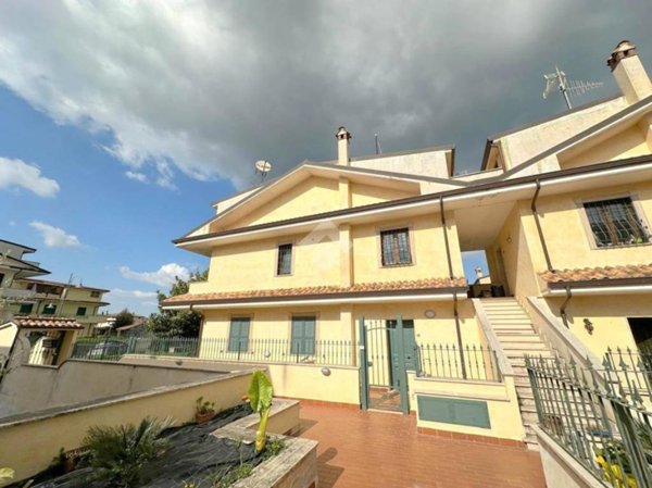 appartamento in affitto a Lariano