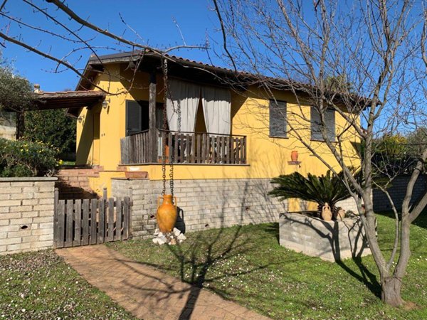 appartamento in affitto a Lariano