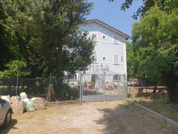 appartamento in affitto a Lariano