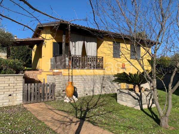 appartamento in affitto a Lariano