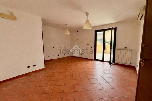 appartamento in affitto a Lariano