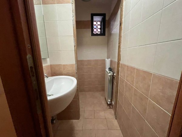 negozio in affitto a Ladispoli