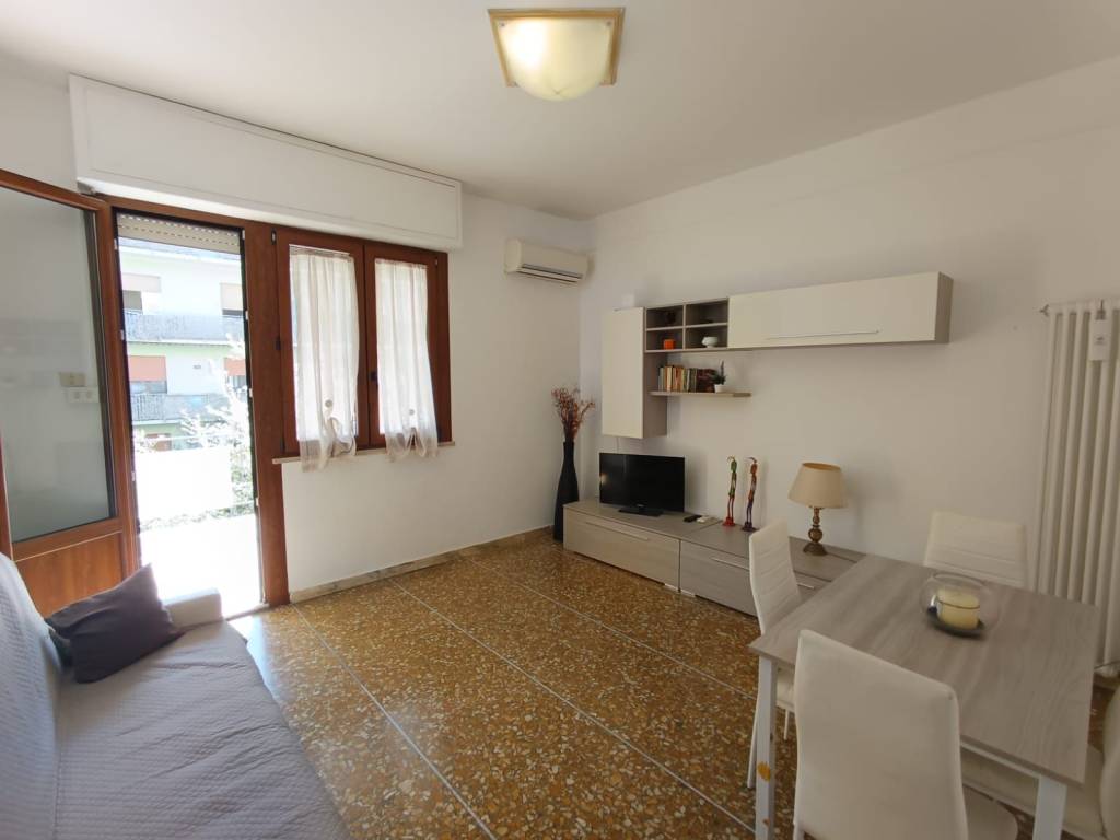 appartamento in affitto a Ladispoli