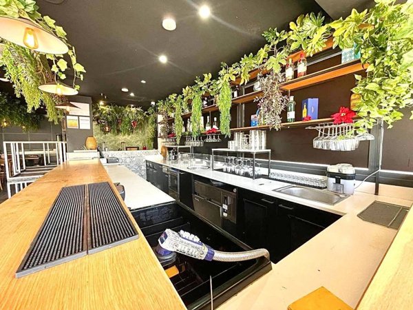 negozio in affitto a Ladispoli