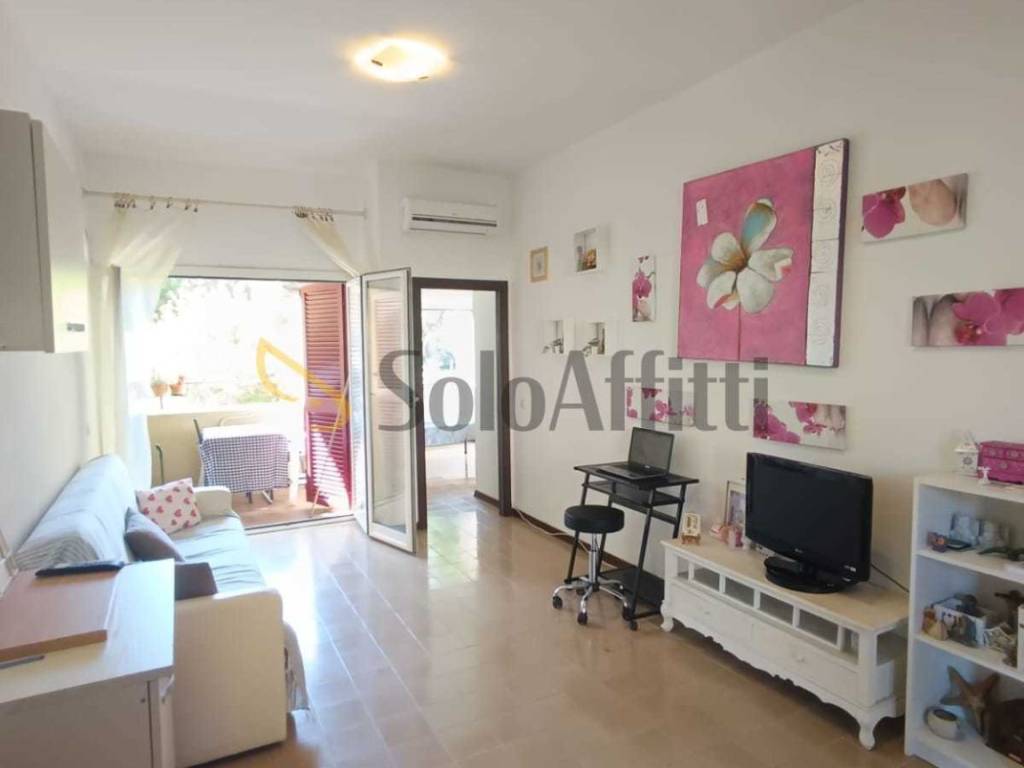 appartamento in affitto a Ladispoli in zona Marina di San Nicola